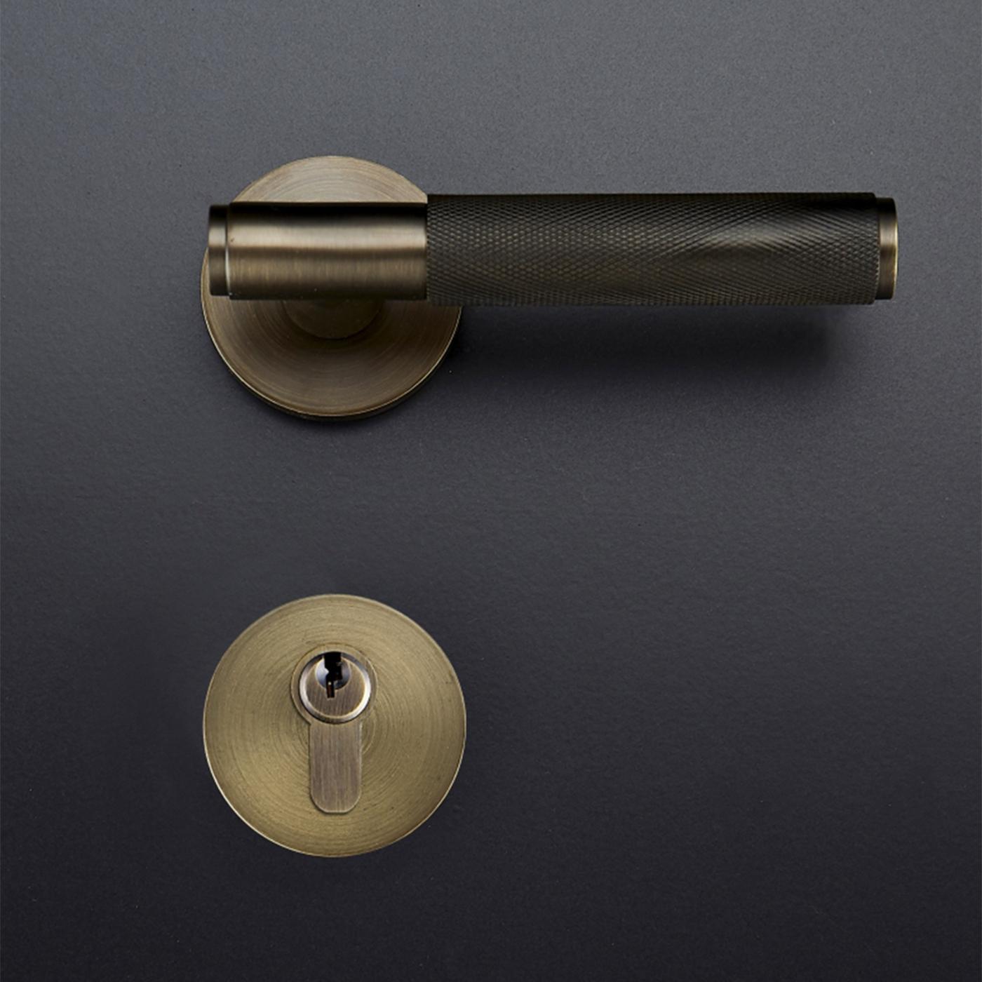 Knurling Brass Door Handle